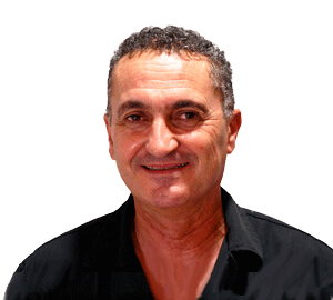 Miguel Fernández, especialista en pianos y teclados en Multison